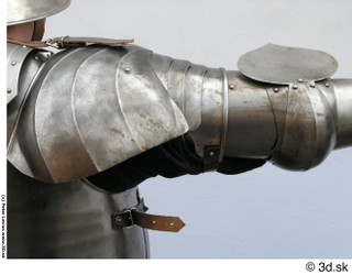 Photos Medieval Knight in plate armor 21 Medieval clothing arm…